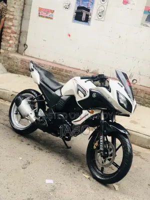 Yamaha 2013 White