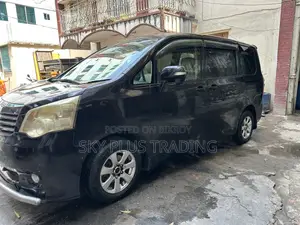 Toyota Voxy 2011 Black