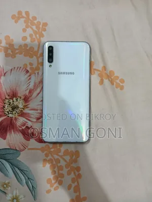 Samsung Galaxy A50 128 GB White