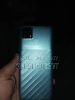 Realme 64 GB Blue