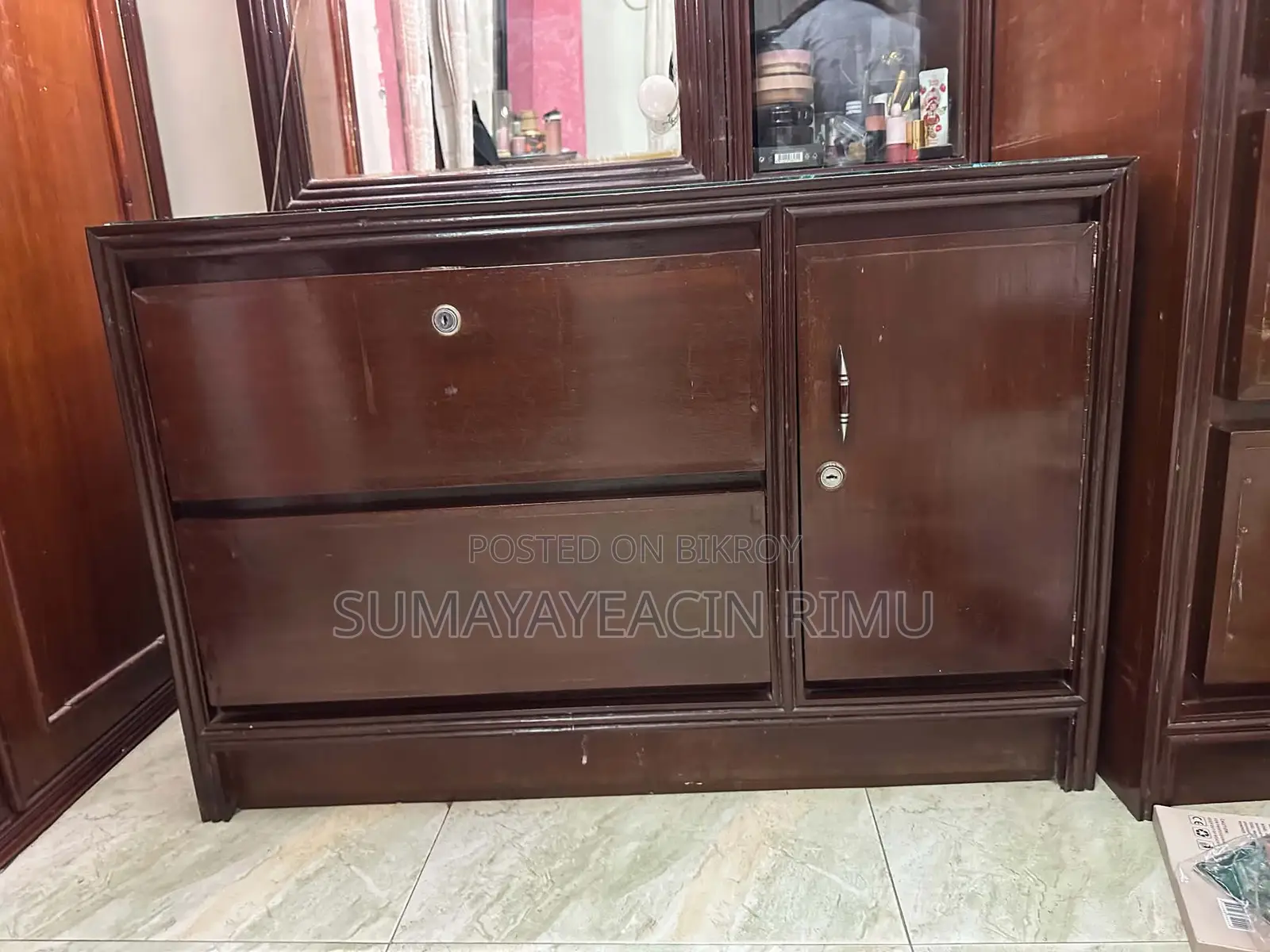Vanity Dressing Table