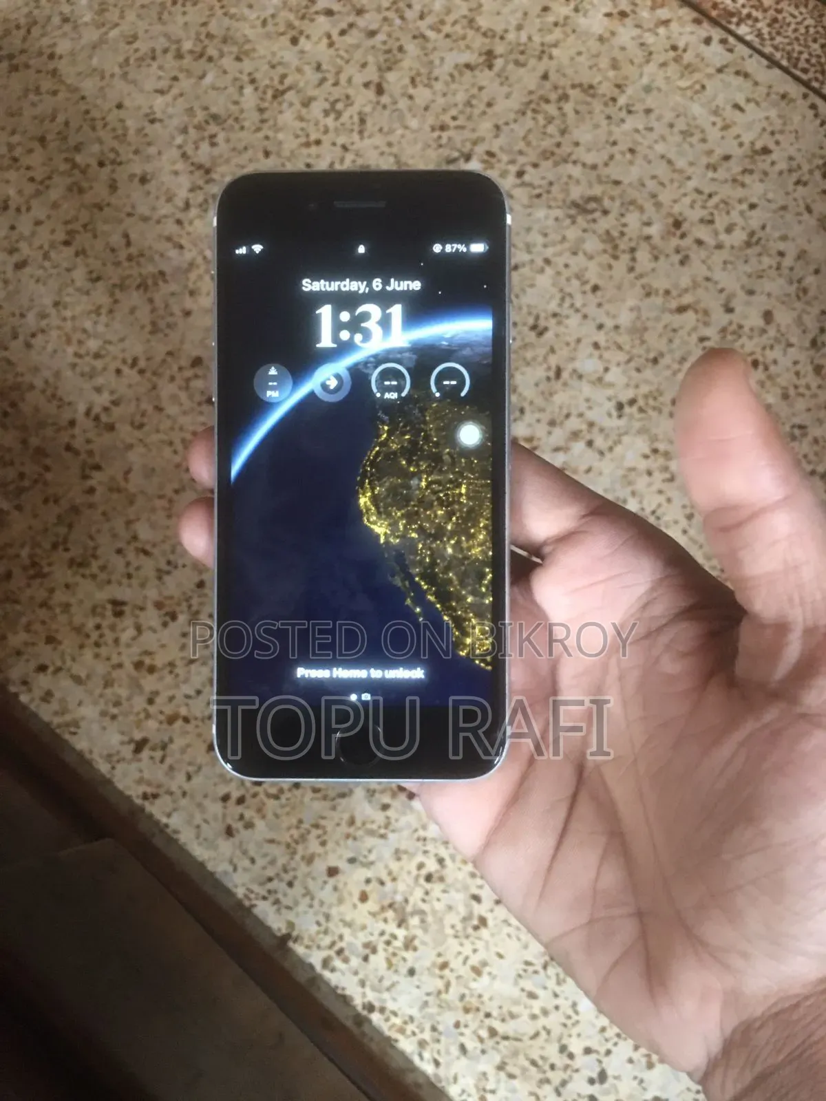 Apple iPhone SE (2020) 64 GB White
