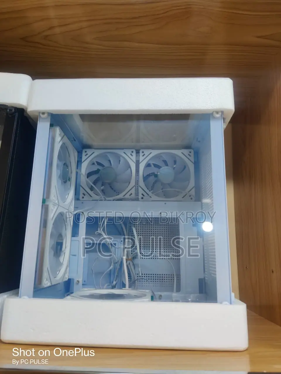 Ovo Aquarium Gaming Case With 5 Argb Infinity Fans (Black & White)