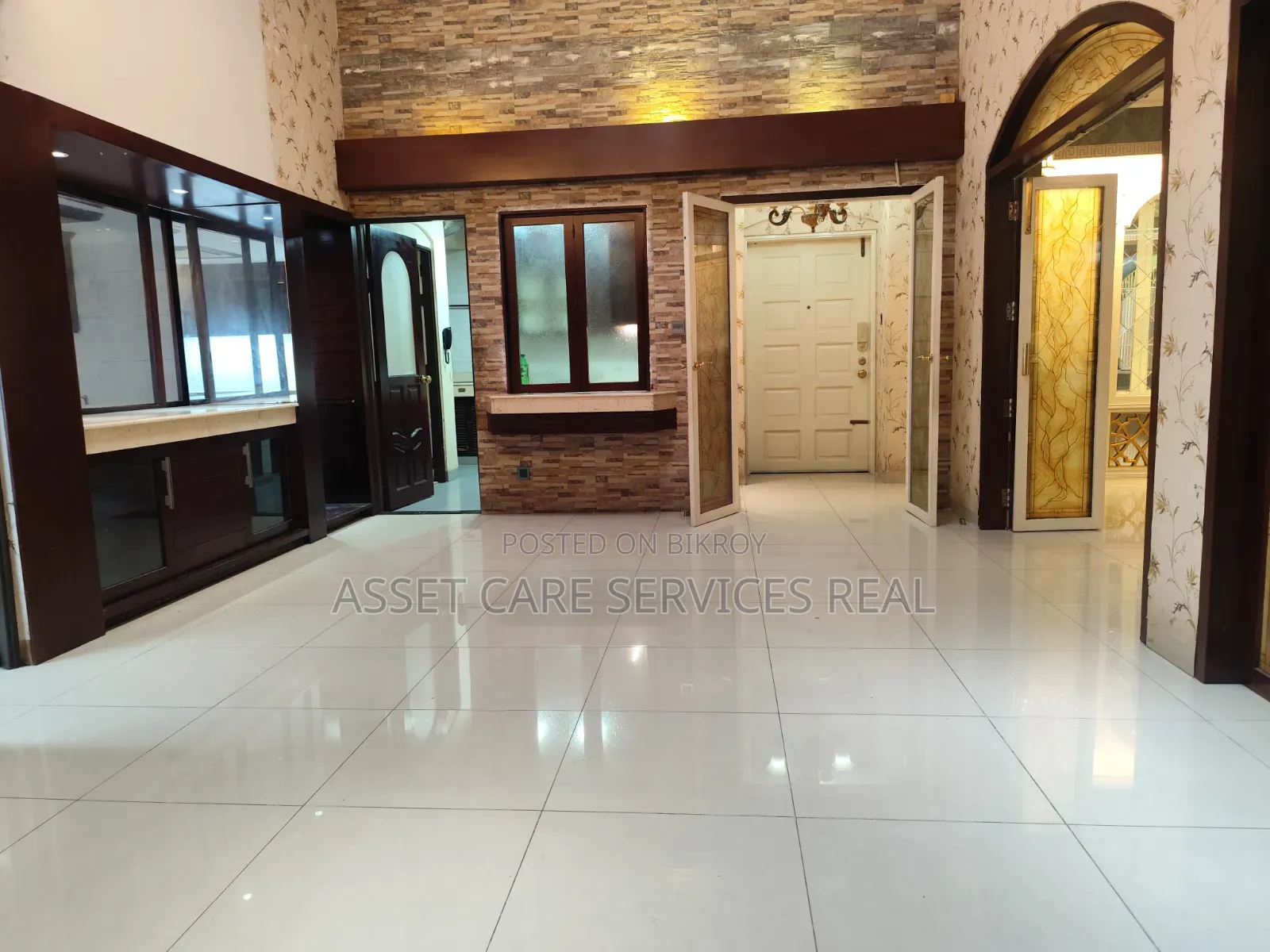 4-Bedroom Duplex in Gulshan for Rent