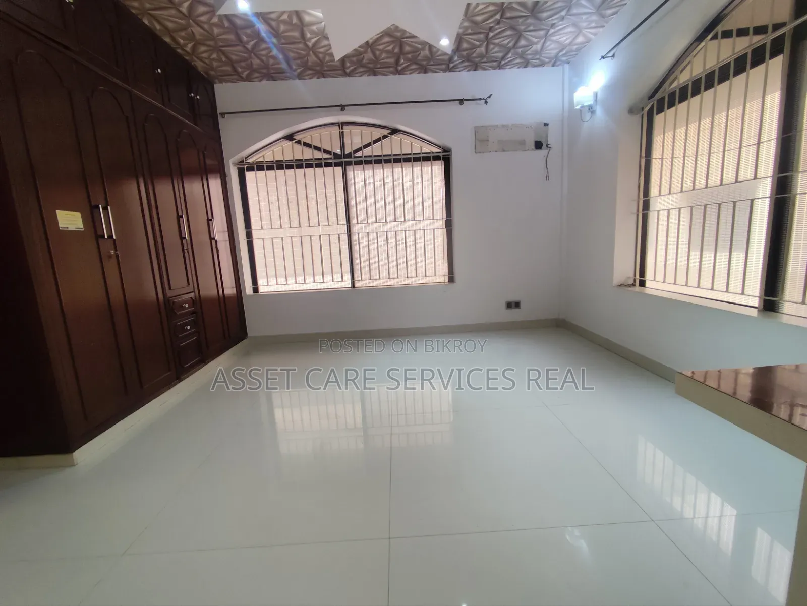 4-Bedroom Duplex in Gulshan for Rent