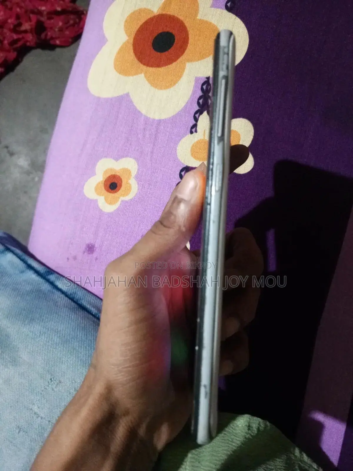 Samsung Galaxy A50 64 GB White