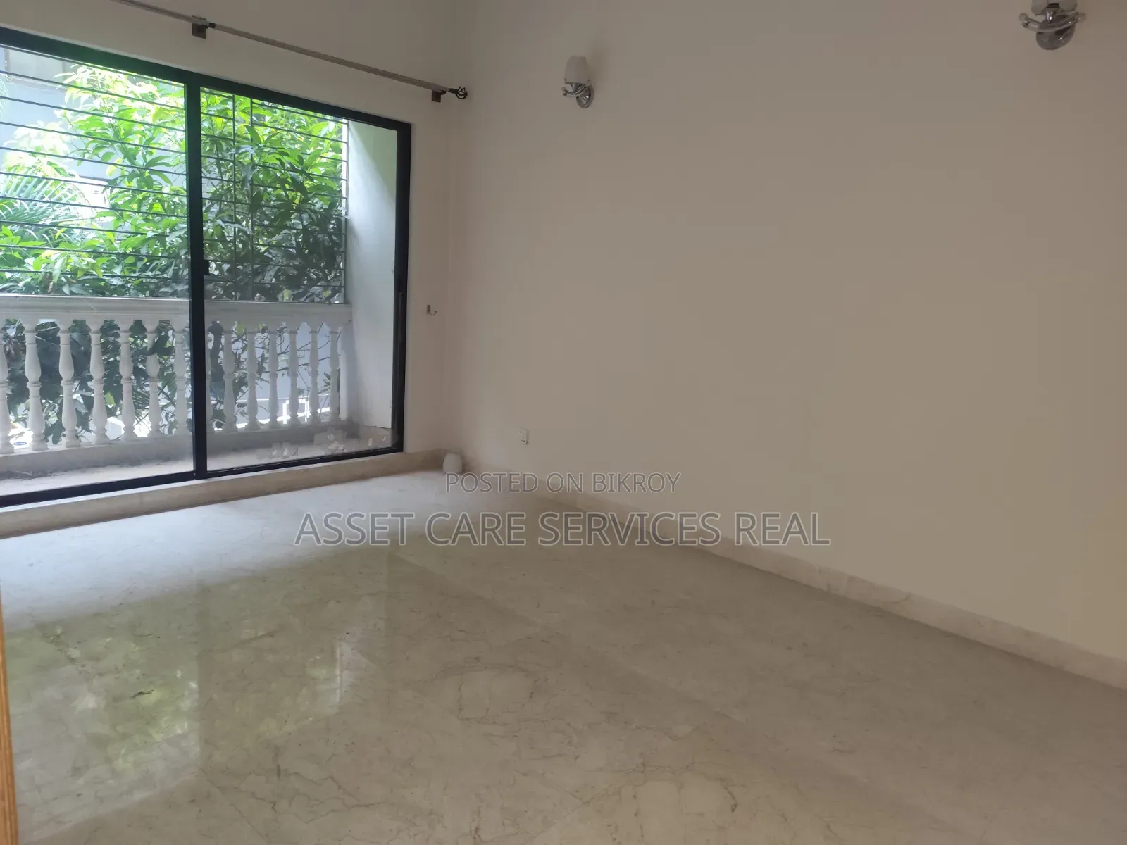 2500-SQFT Office Space Rent in Gulshan-2