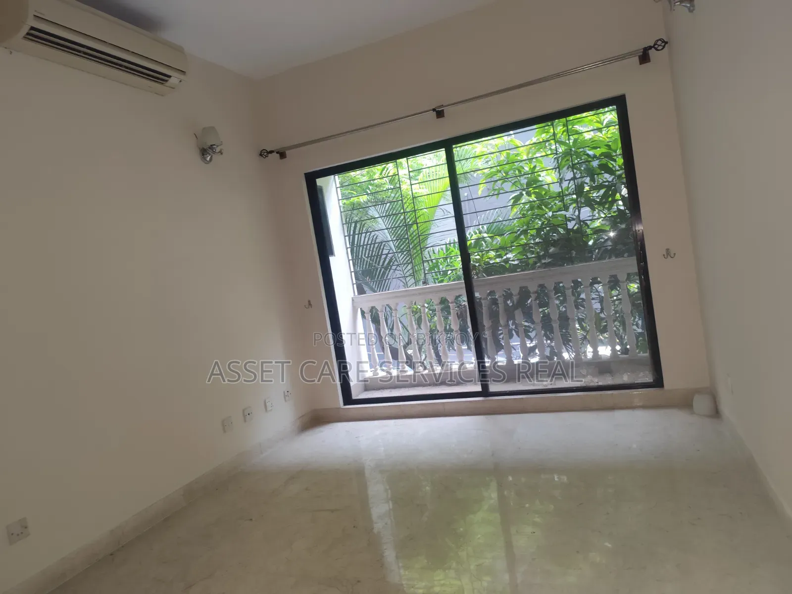 2500-SQFT Office Space Rent in Gulshan-2