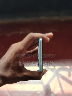 Vivo T4 128 GB Silver