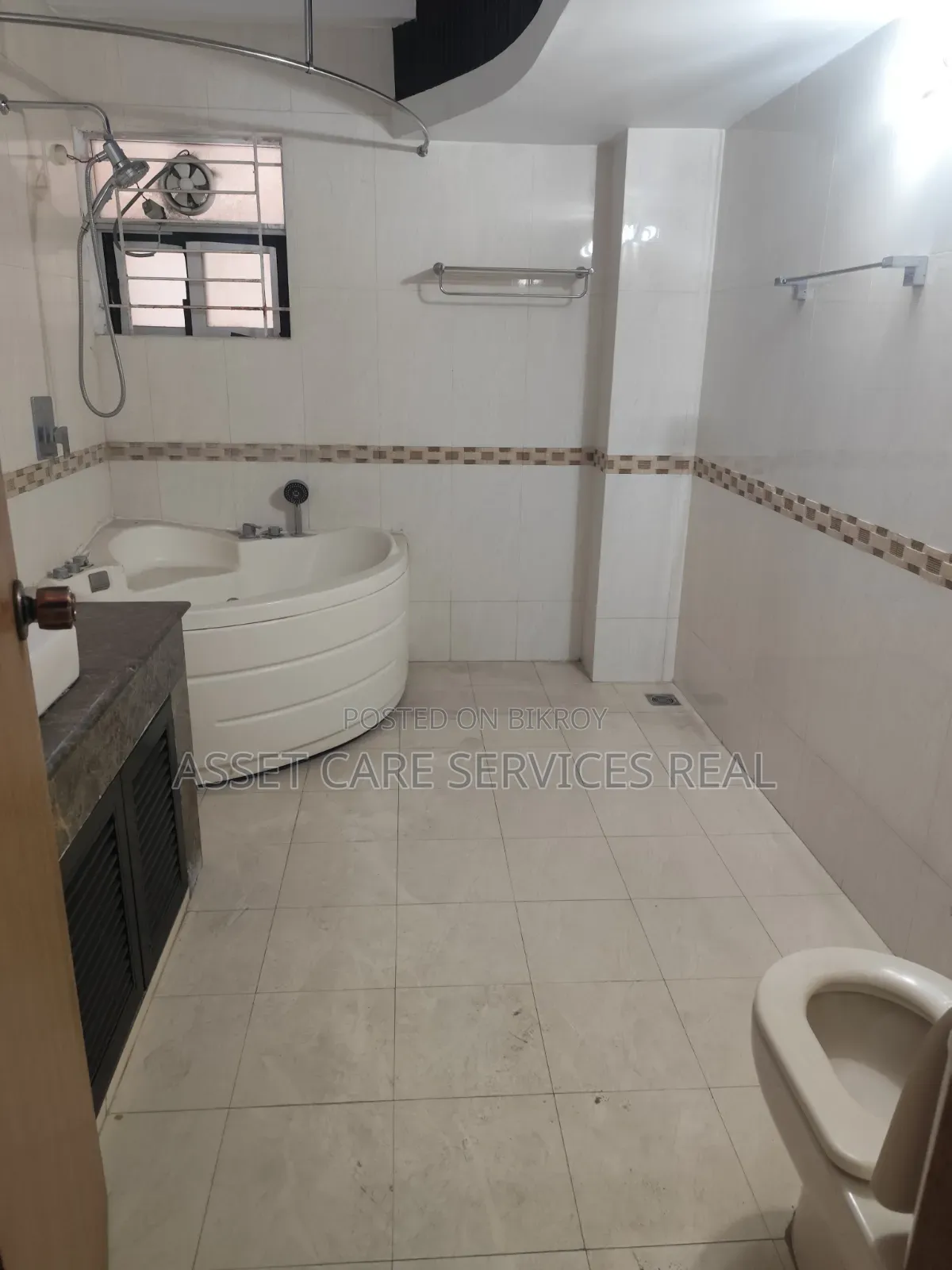 5000-SQFT Office Space Rent in Gulshan-2