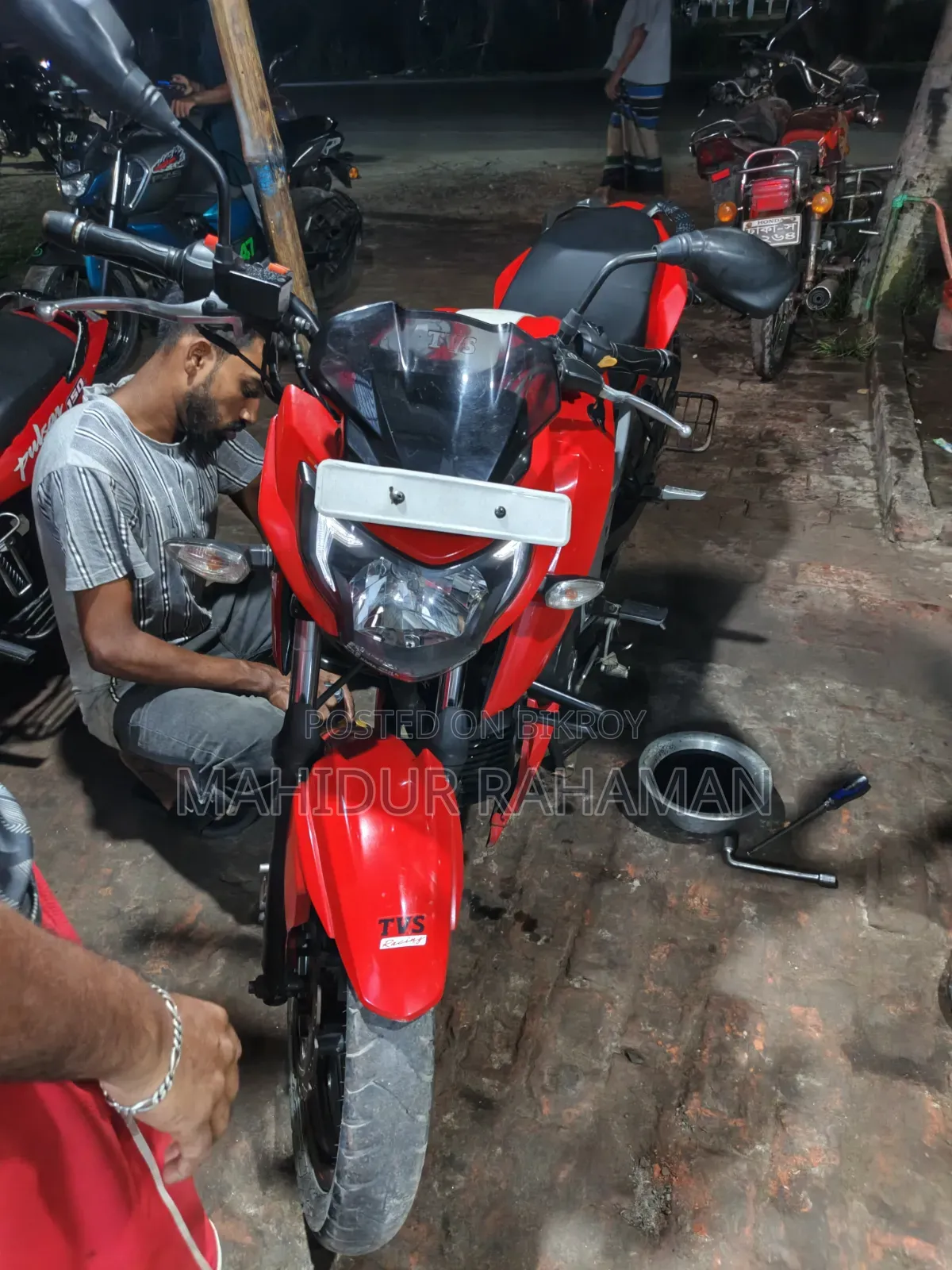 TVS Apache RTR 160 4V 2020 Red