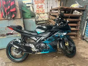 Yamaha R1 2017