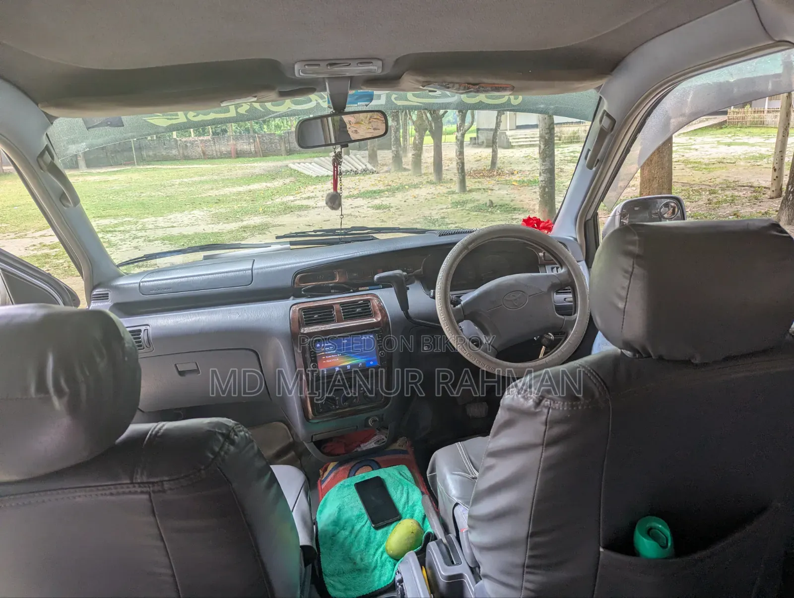 Toyota Noah 2001 Silver