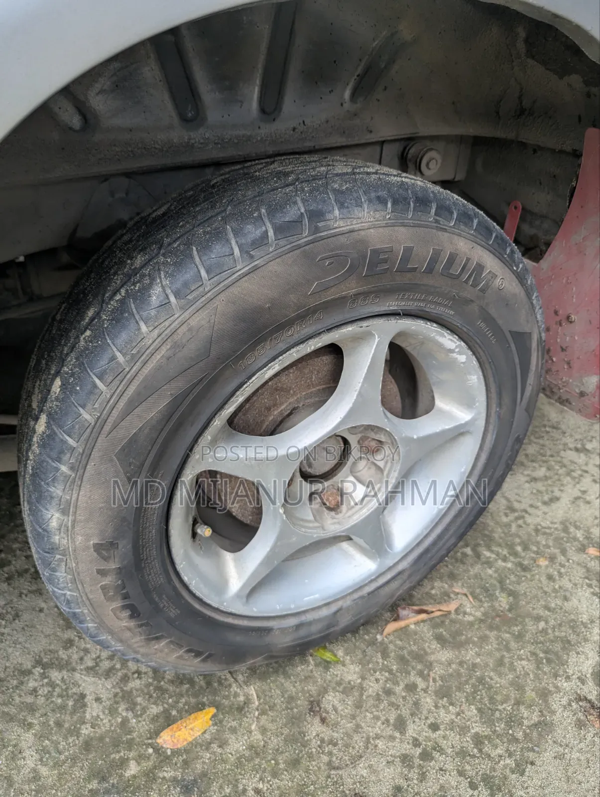 Toyota Noah 2001 Silver
