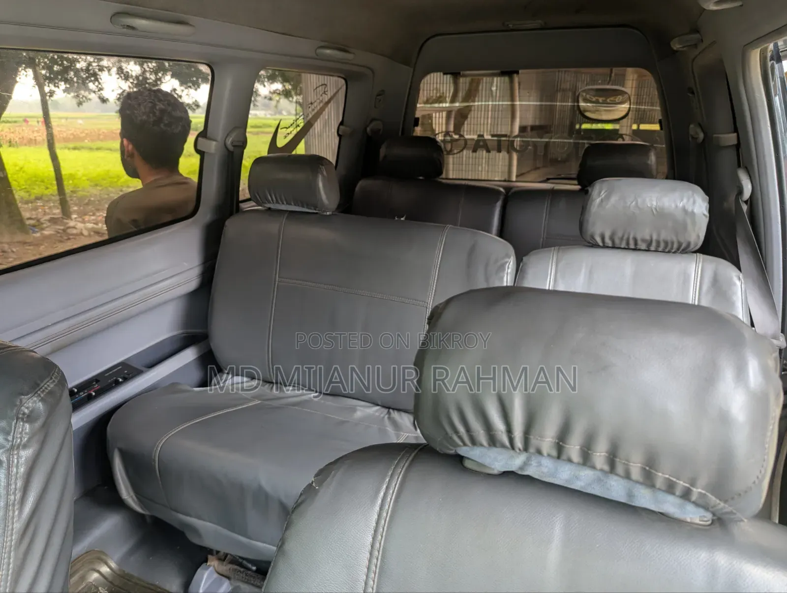 Toyota Noah 2001 Silver
