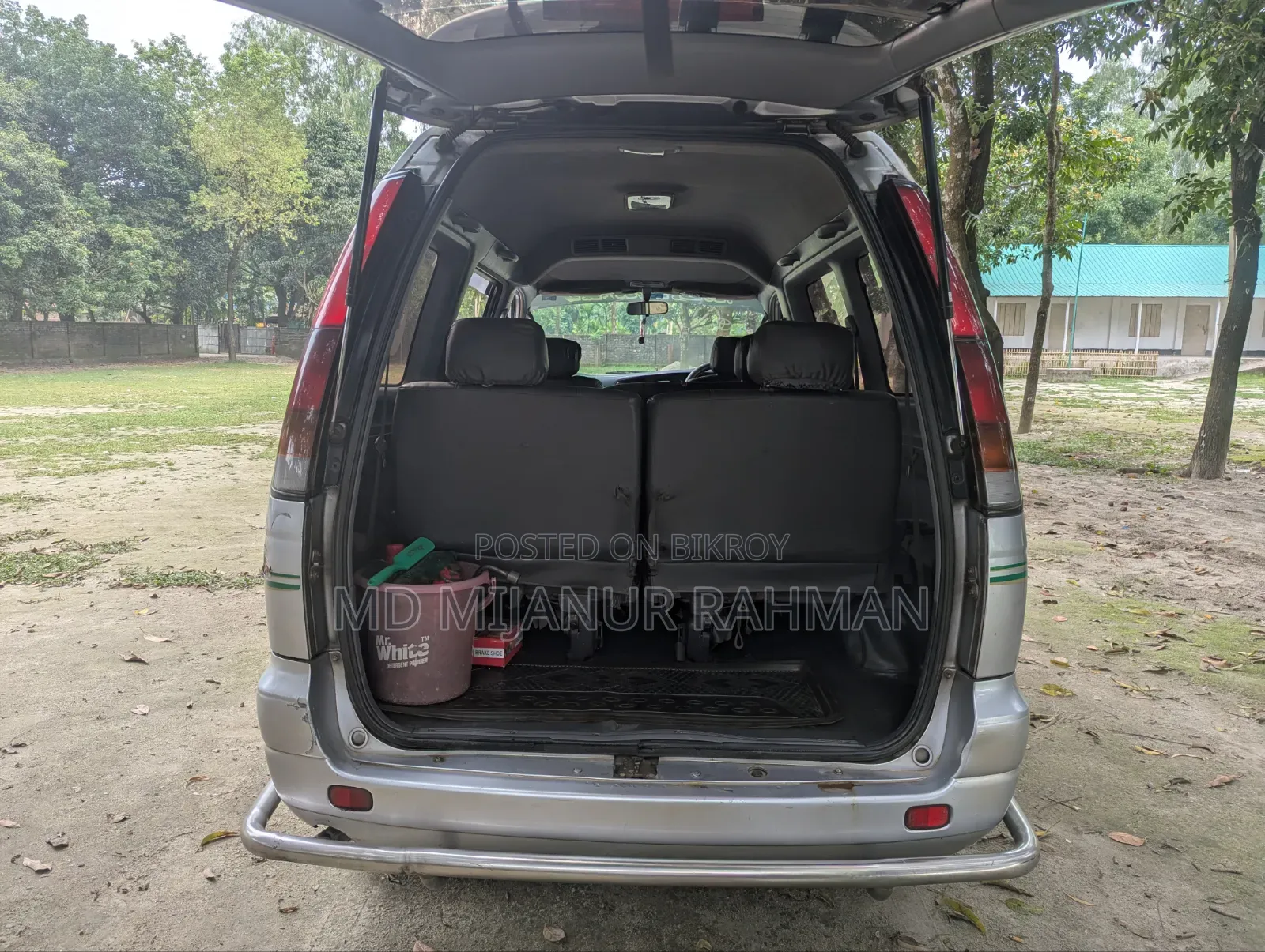 Toyota Noah 2001 Silver