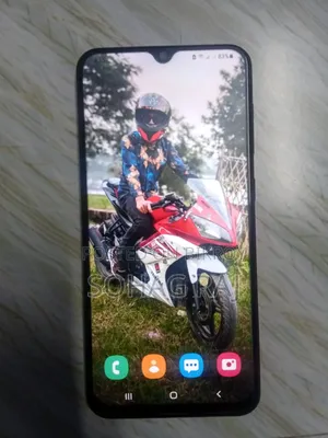 Samsung Galaxy A30 64 GB Red