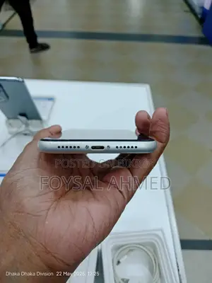 Apple iPhone 11 128 GB White