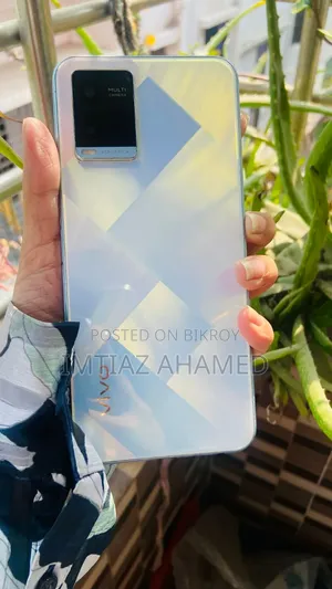 Vivo Y21 64 GB White