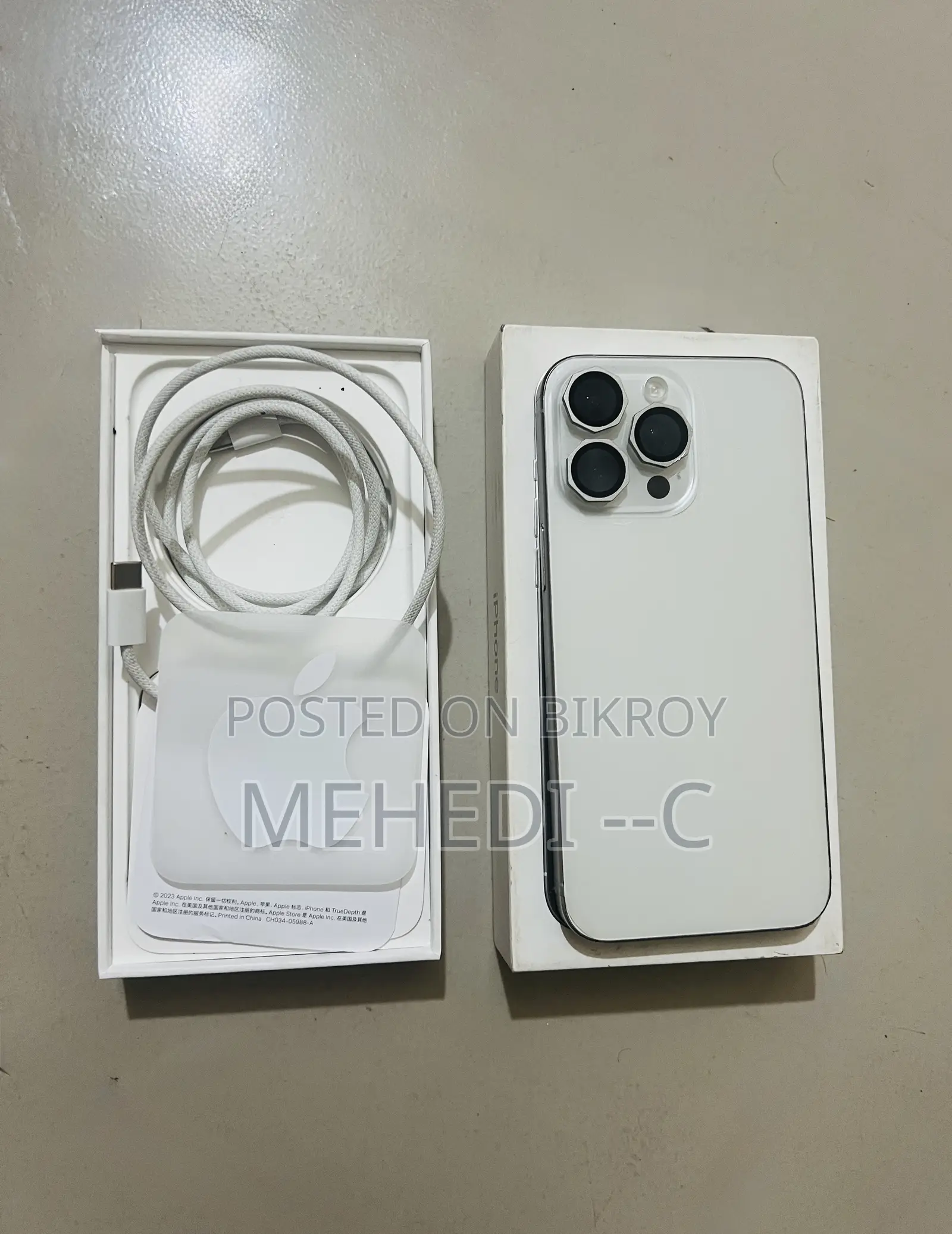Apple iPhone 15 Pro Max 256 GB White