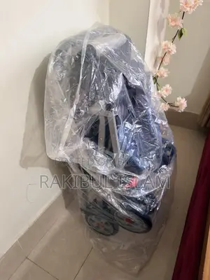 বেবি স্ট্রোলার