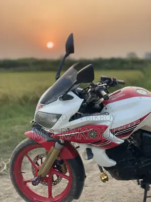 Yamaha 2013 White