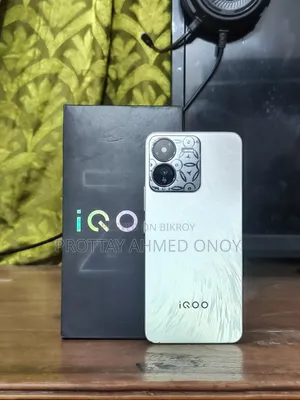iQOO Z9 128 GB Silver