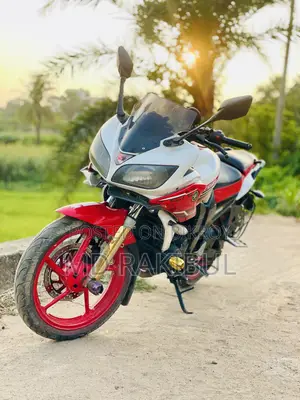 Yamaha 2013 White