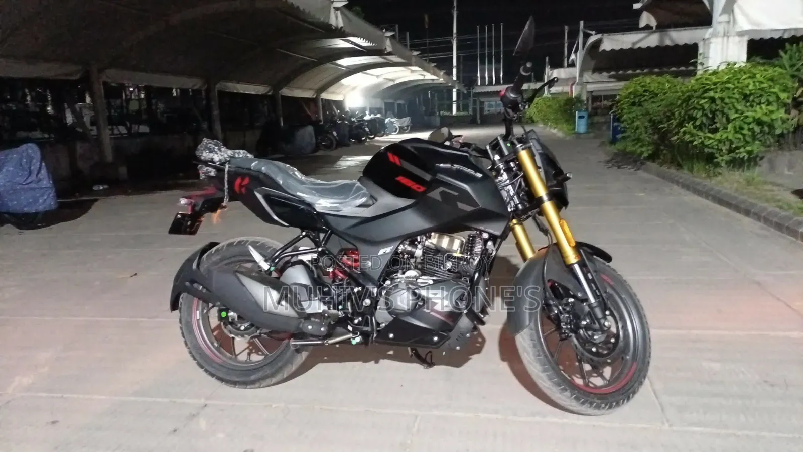 New Hero Xtreme 160R 4V 2025 Black