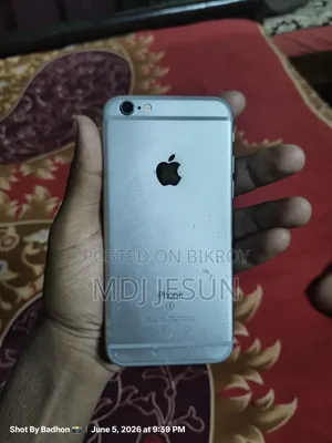 অ্যাপল আইফোন ৬এস ৬৪ জিবি সিলভার