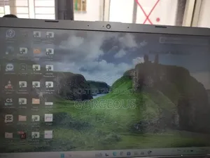 Laptop Asus 4GB Intel Core i3 HDD+SSD 750GB