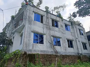১৩ বেডরুমের বাড়ি সাভারে বিক্রির জন্য