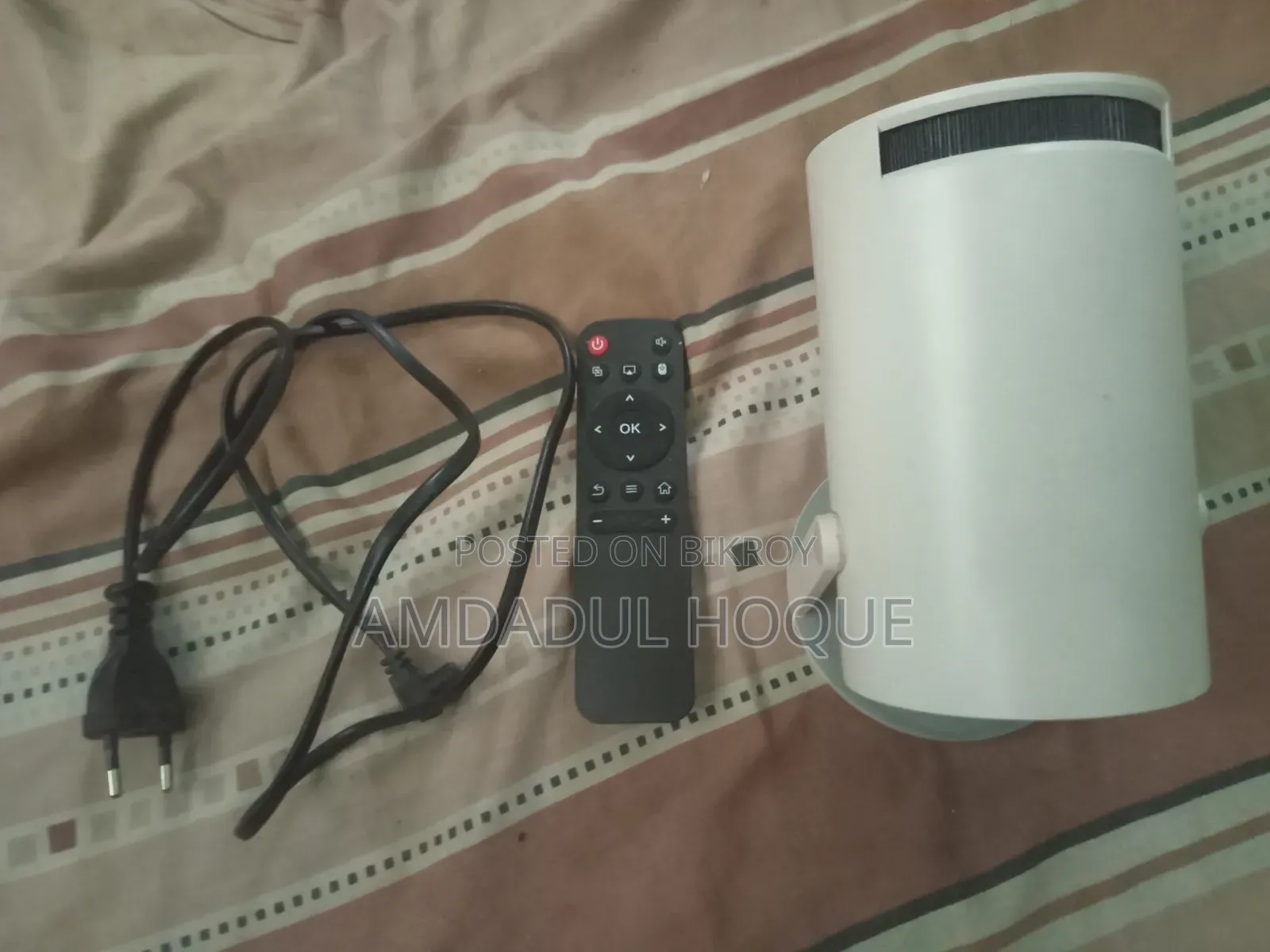 Hy300 Pro Projector
