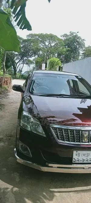 Toyota Premio 2011 Maroon