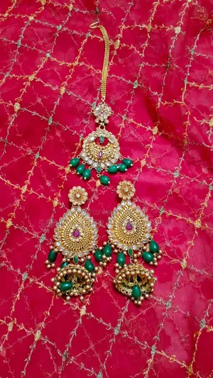 Arksaniya design wedding set for sale.