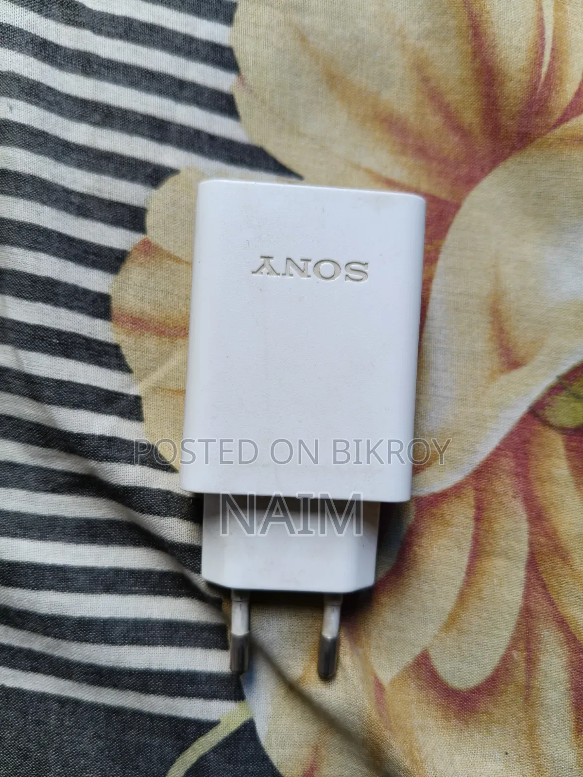 অরজিনাল Sony চার্জিং অ্যাডাপ্টার