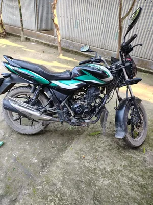 Bajaj Discover 125 2022 Green