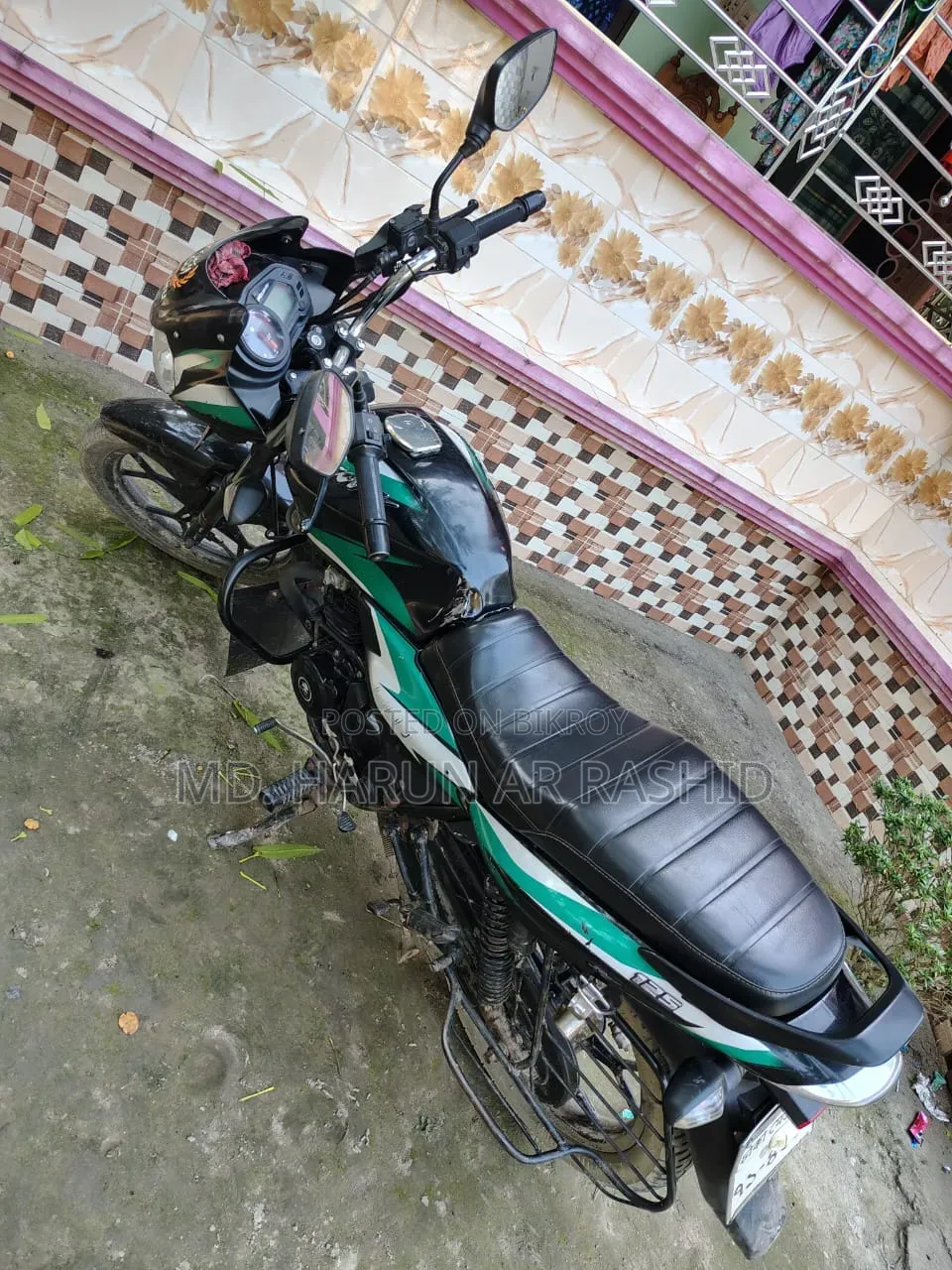Bajaj Discover 125 2022 Green
