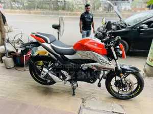 Suzuki Gixxer Fi ABS 2024 Orange