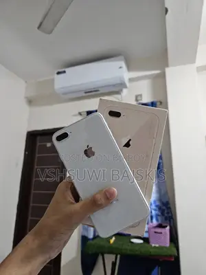 Apple iPhone 8 Plus 64 GB Silver