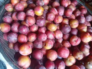 আলু বোখারা