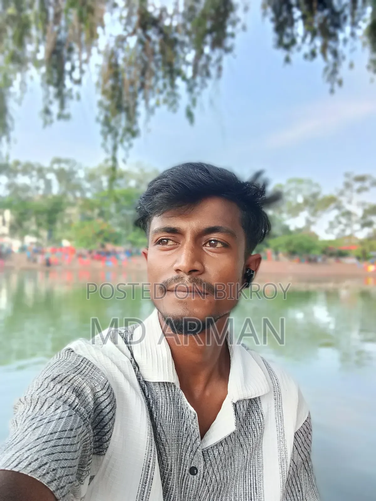 ২ বছরের অভিজ্ঞতা