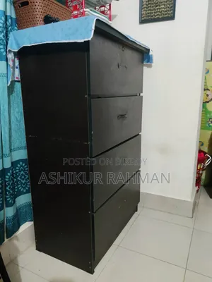 জরুরি বিক্রি: ব্যবহৃত ৪ ড্রয়ারের পারটেক্স ওয়ারড্রোব