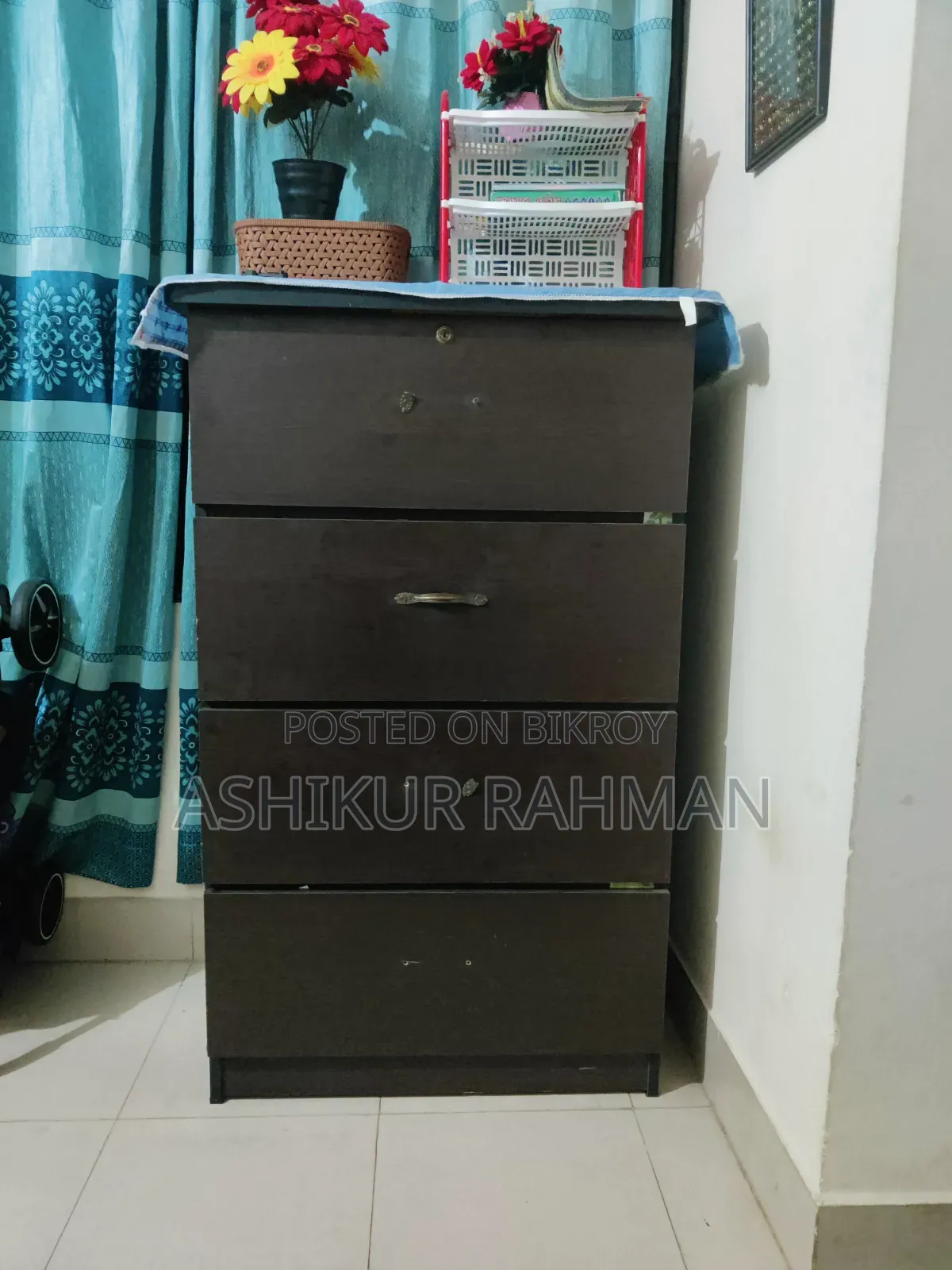 জরুরি বিক্রি: ব্যবহৃত ৪ ড্রয়ারের পারটেক্স ওয়ারড্রোব