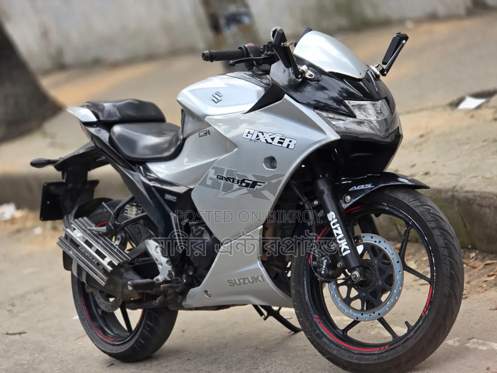 সুজুকি জিক্সার এসএফ এফআই ২০২২ গ্রে