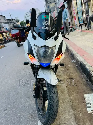 Suzuki Gixxer Monotone 2015 White