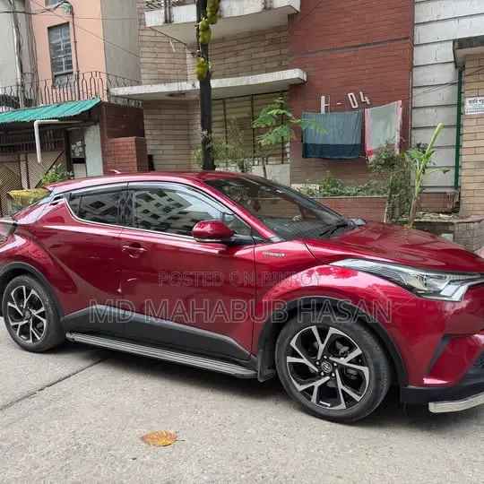 Toyota C-HR 2017 Red