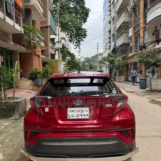 Toyota C-HR 2017 Red