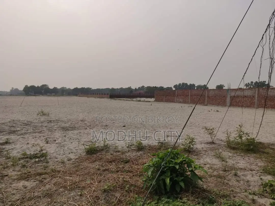 Buy a plot in the middle of the month with easy installments at a special discount
