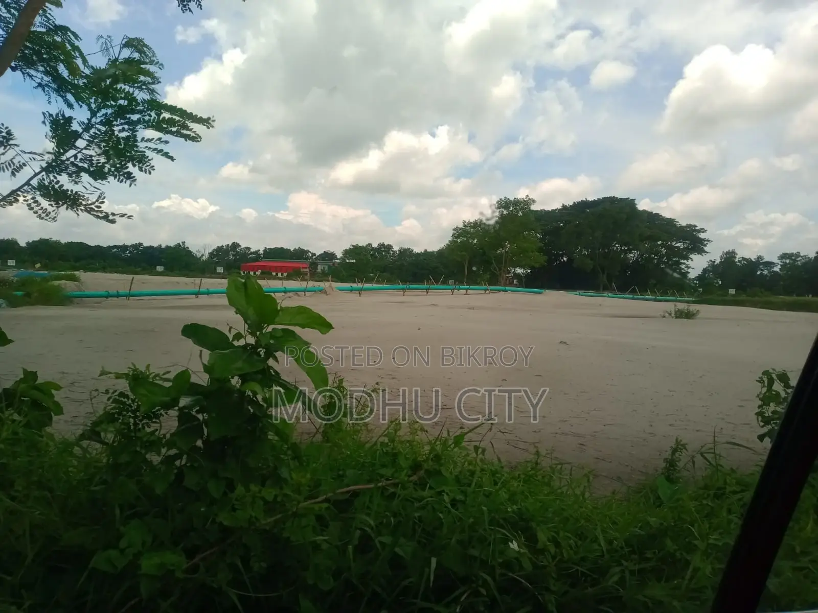 Buy a plot in the middle of the month with easy installments at a special discount